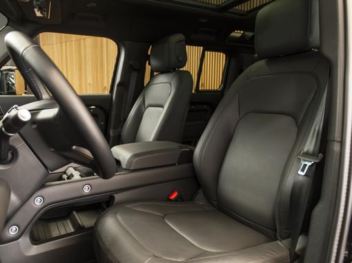 Land Rover Defender 110 P425 V8 X-Dynamic HSE