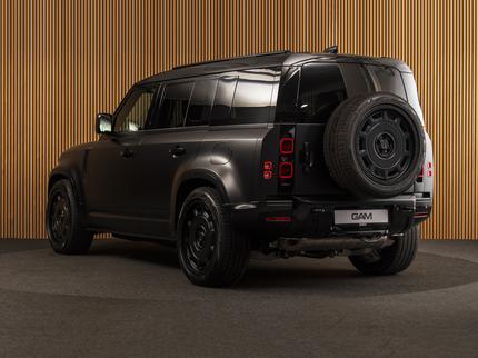 Land Rover Defender 110 X-Dynamic HSE P300e