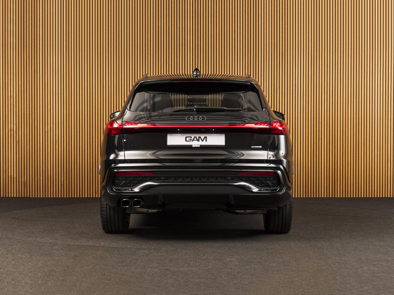 Audi Q5 SUV TDI Quattro S-Line S-tronic 204HP