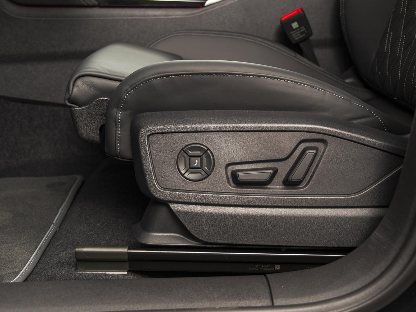 Audi Q5 SUV TDI Quattro S-Line S-tronic 204HP