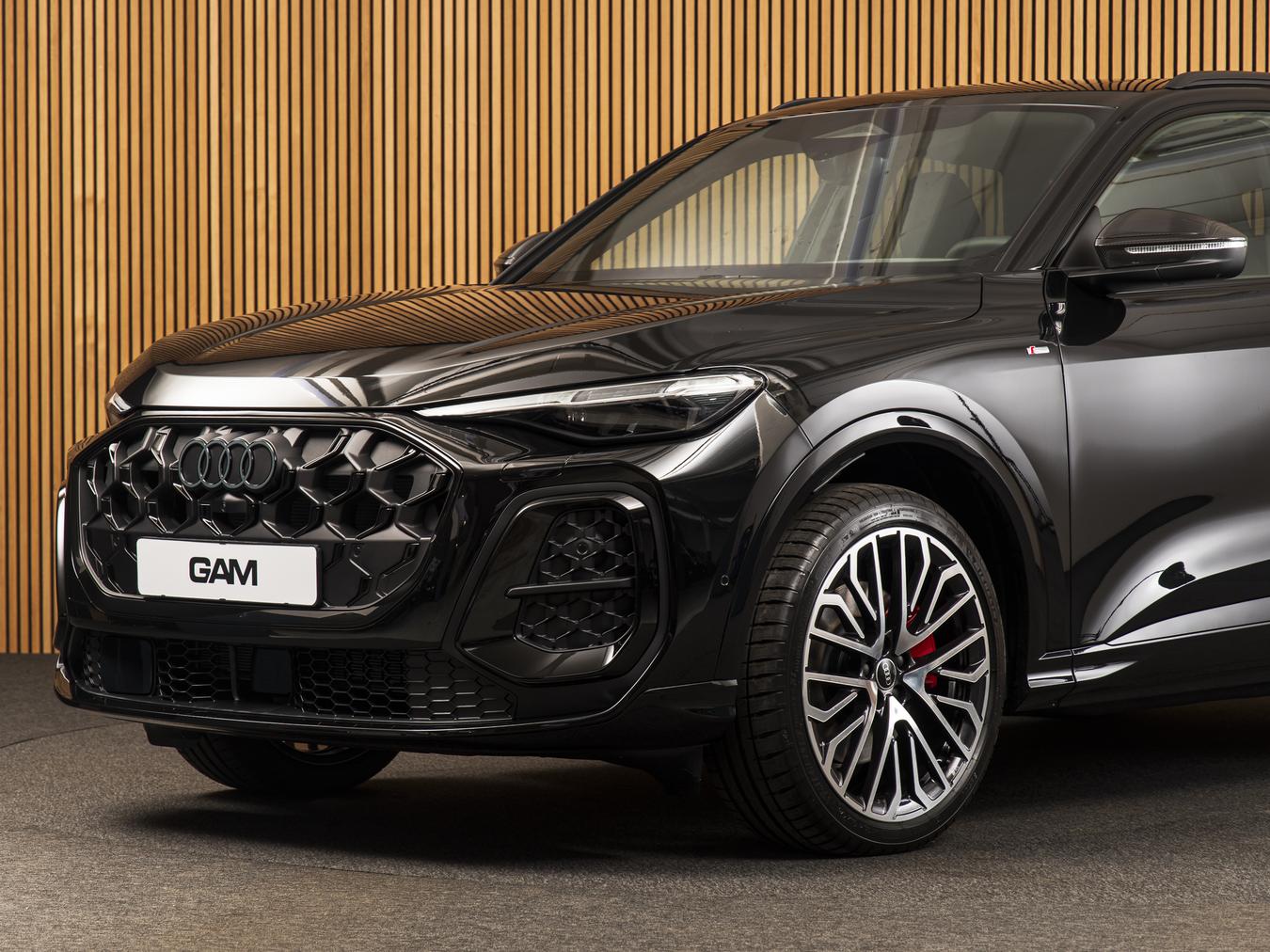 Audi Q5 SUV TDI Quattro S-Line S-tronic 204HP