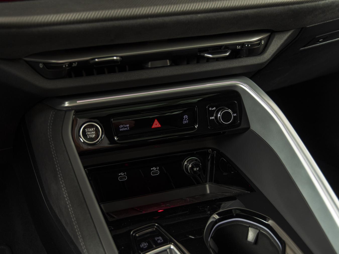 Audi Q5 SUV TDI Quattro S-Line S-tronic 204HP