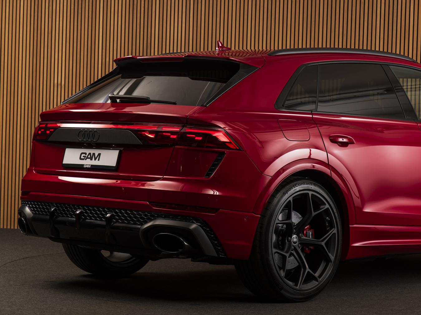 Audi RSQ8 Performance