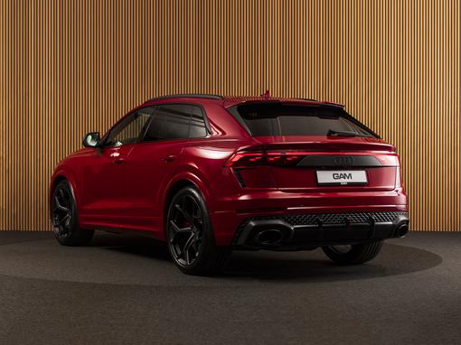 Audi RSQ8 Performance