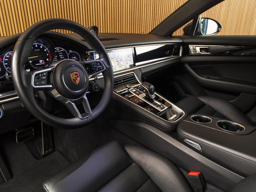 Porsche Panamera 4 E-Hybrid Sports Turismo