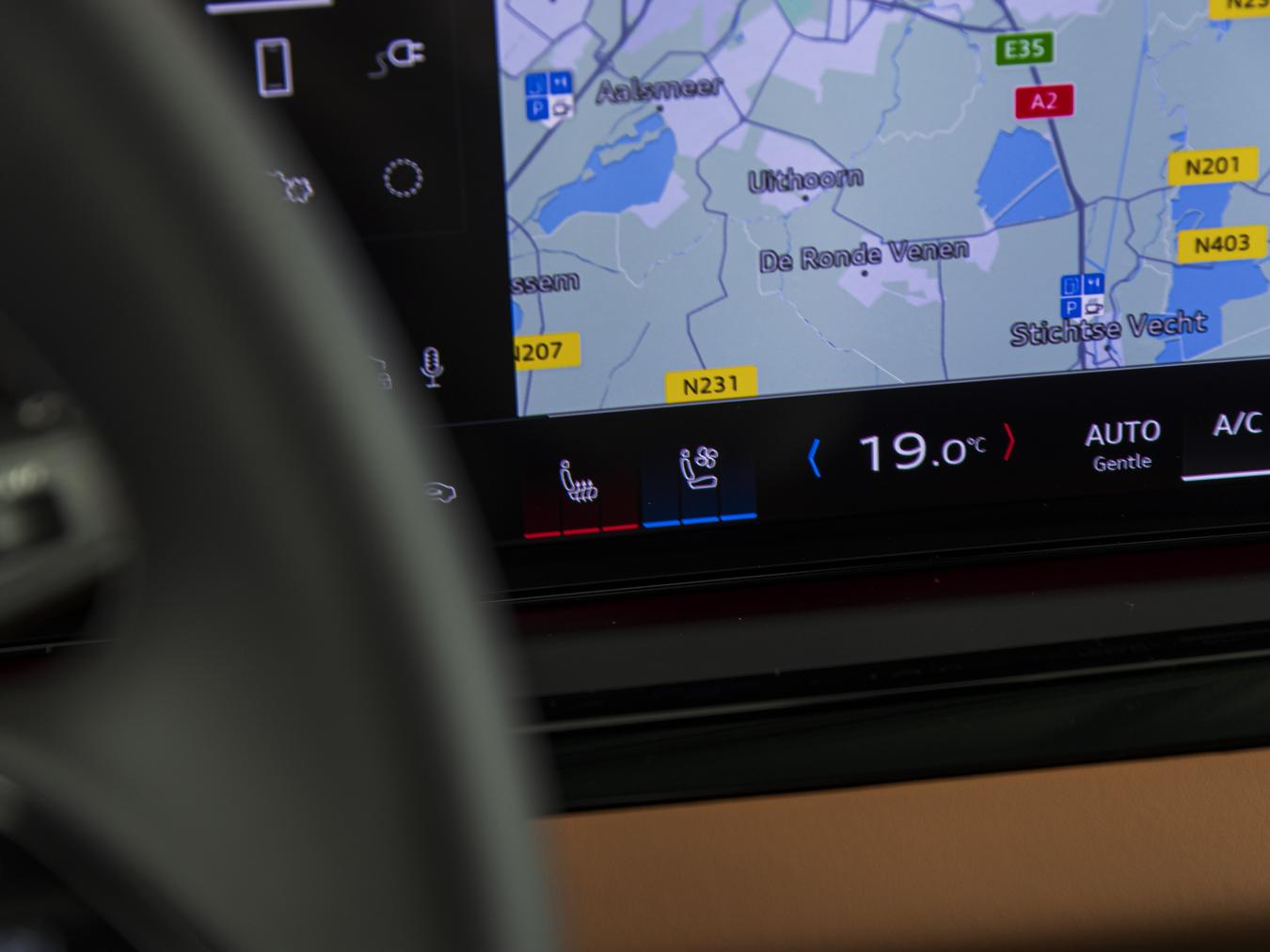 Audi A6 Avant e-hybrid quattro 220kw