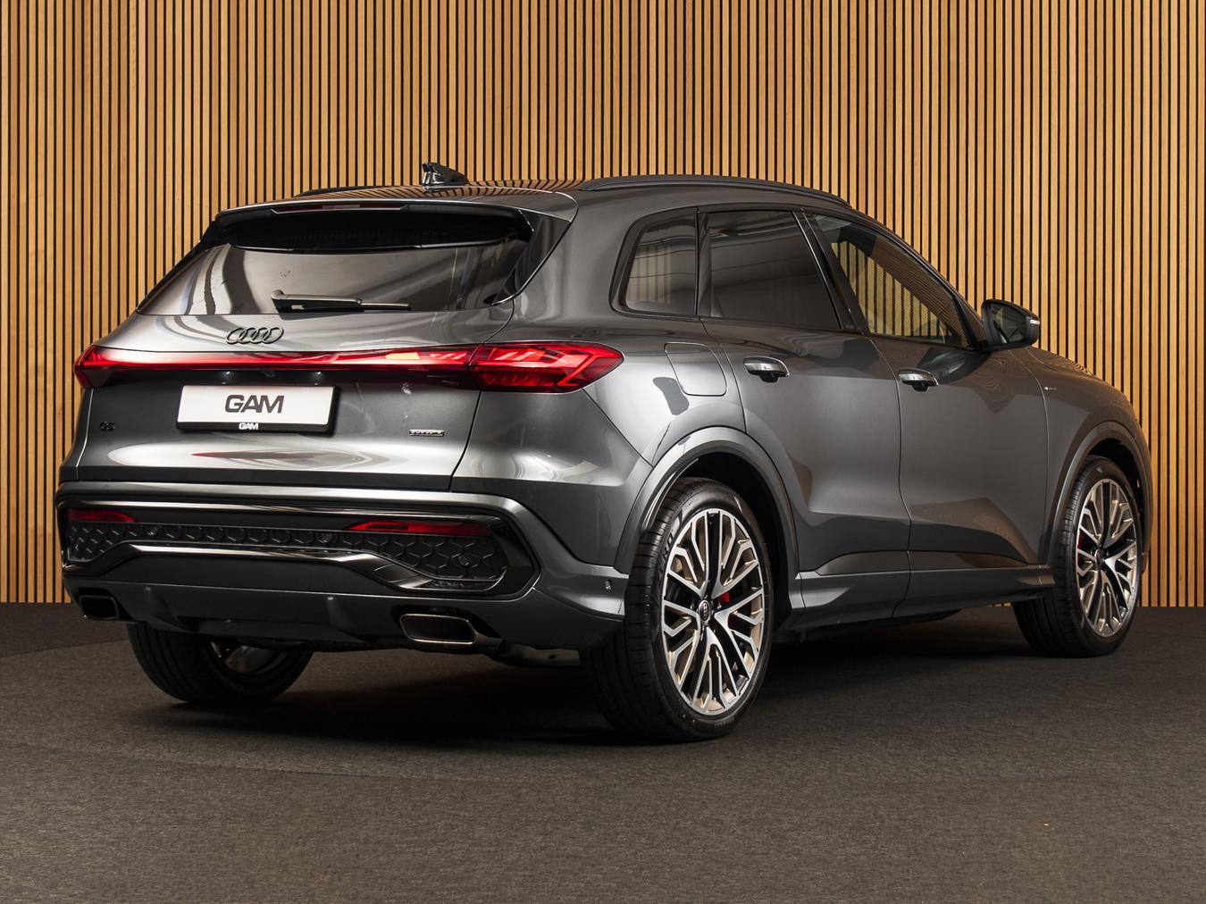 Audi Q5 e-hybrid quattro