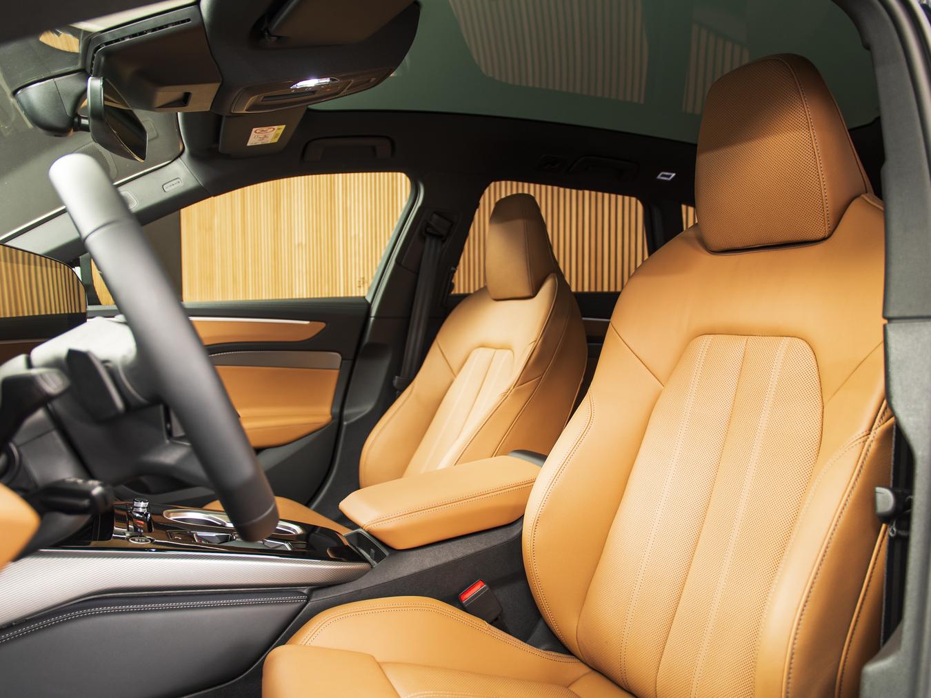 Audi A6 Avant e-hybrid quattro 220kw