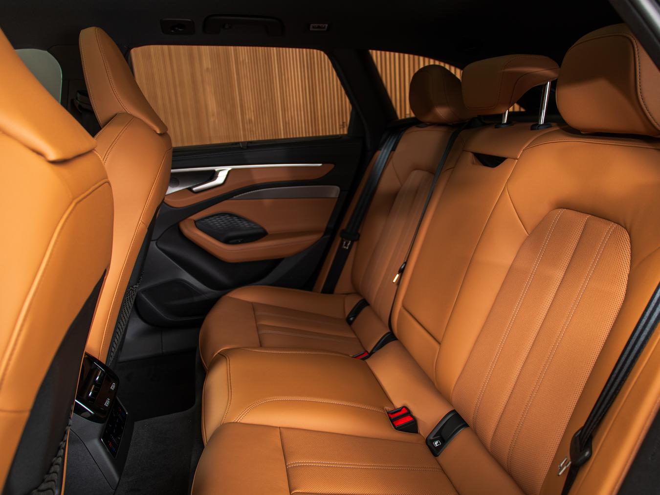 Audi A6 Avant e-hybrid quattro 220kw