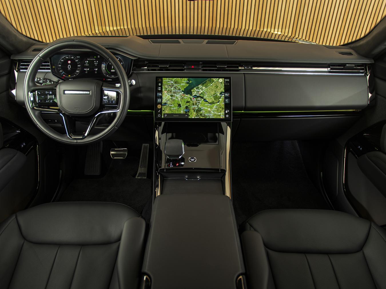 Land Rover Range Rover Sport P550e Autobiography