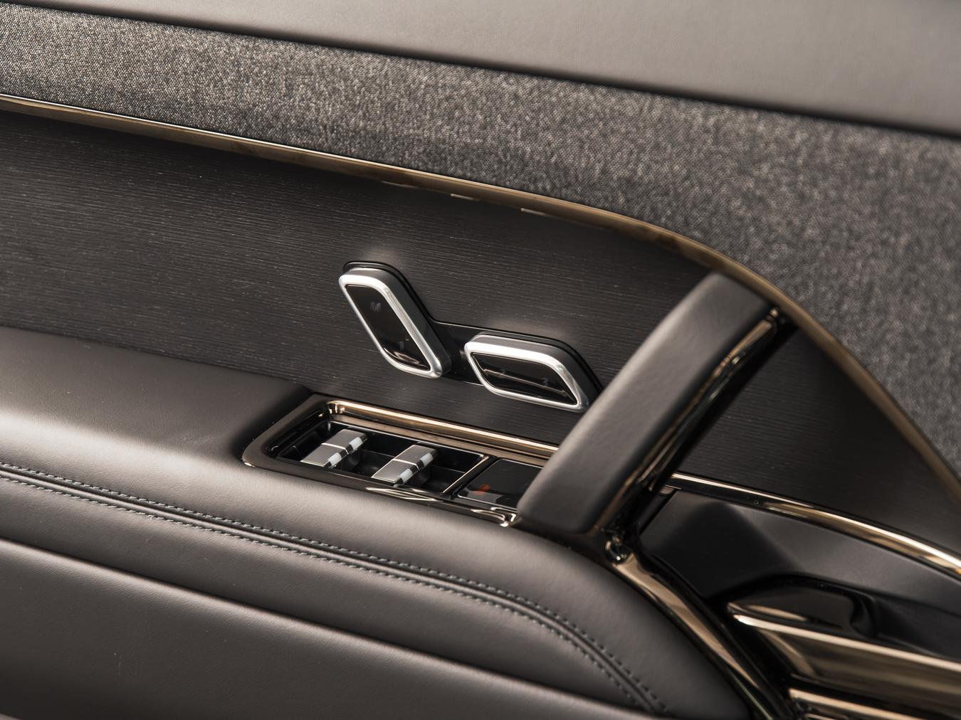 Land Rover Range Rover Sport P550e Autobiography