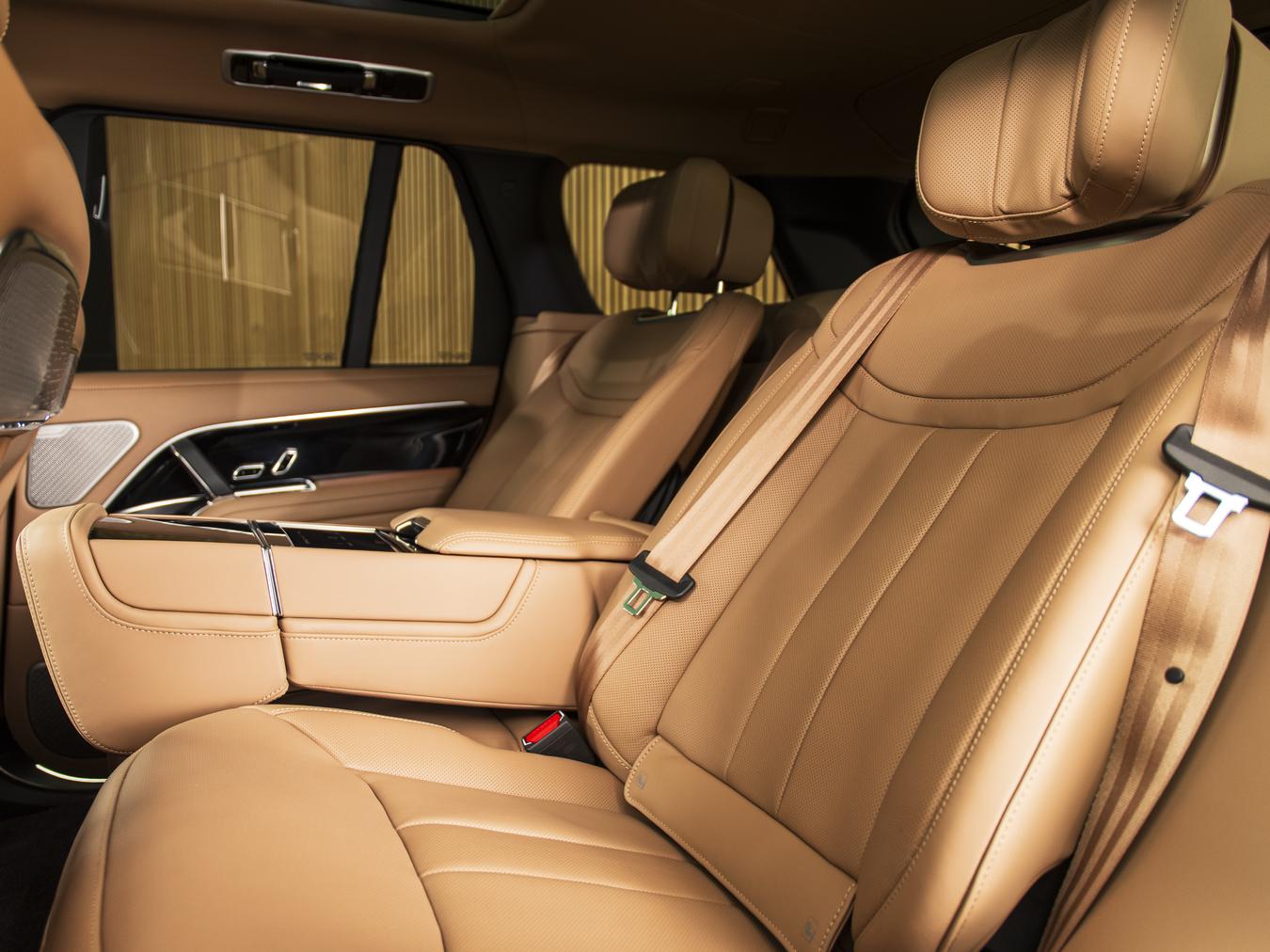 Land Rover Range Rover P550e Autobiography