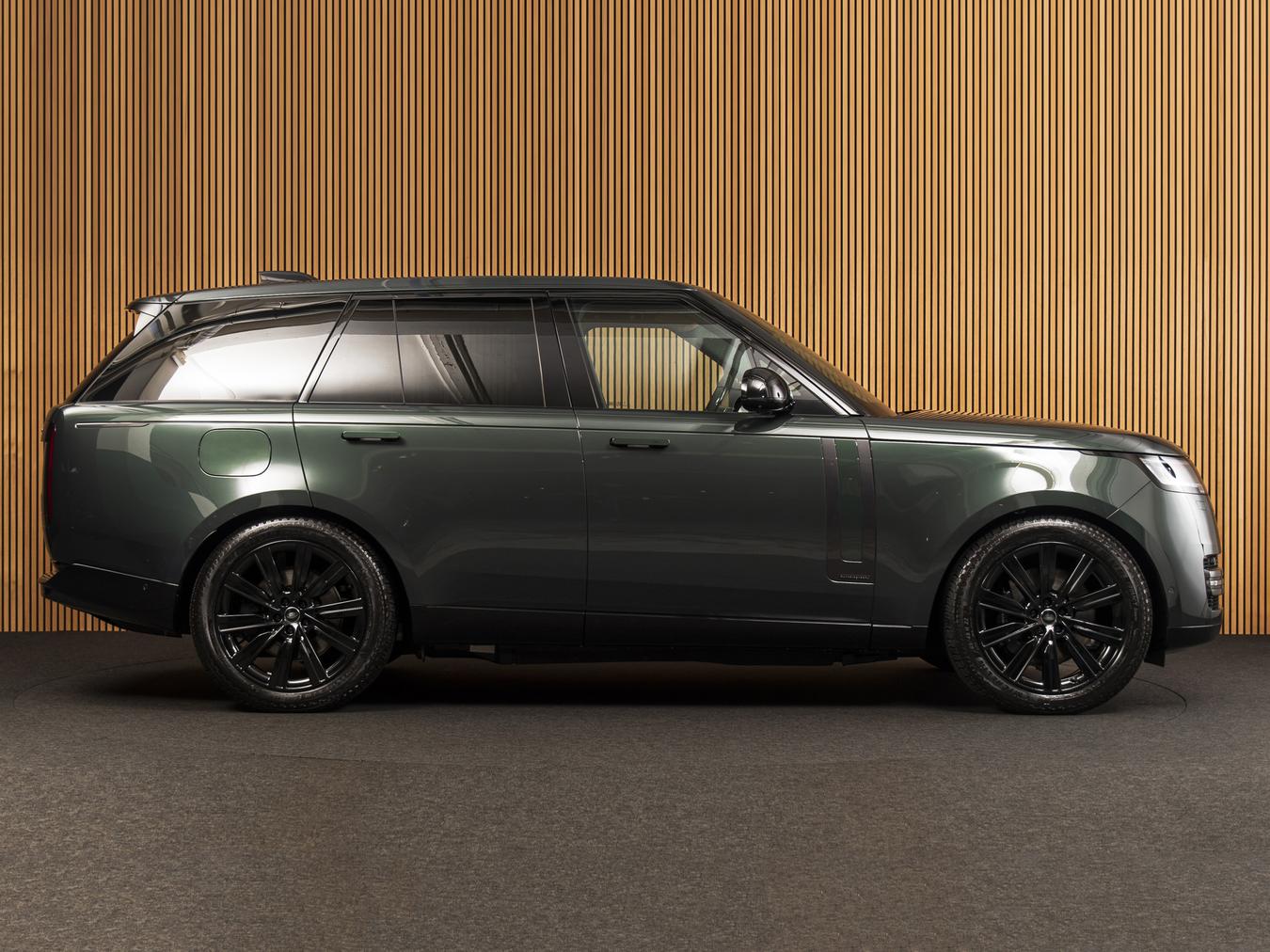 Land Rover Range Rover P550e Autobiography