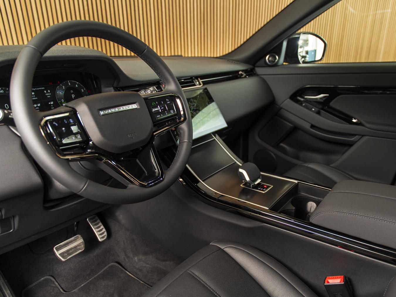 Land Rover Range Rover Evoque P270e R-Dynamic SE