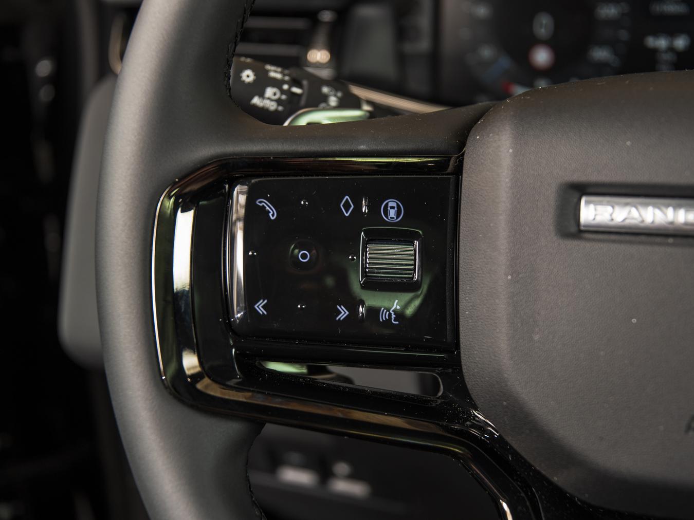 Land Rover Range Rover Evoque P270e R-Dynamic SE