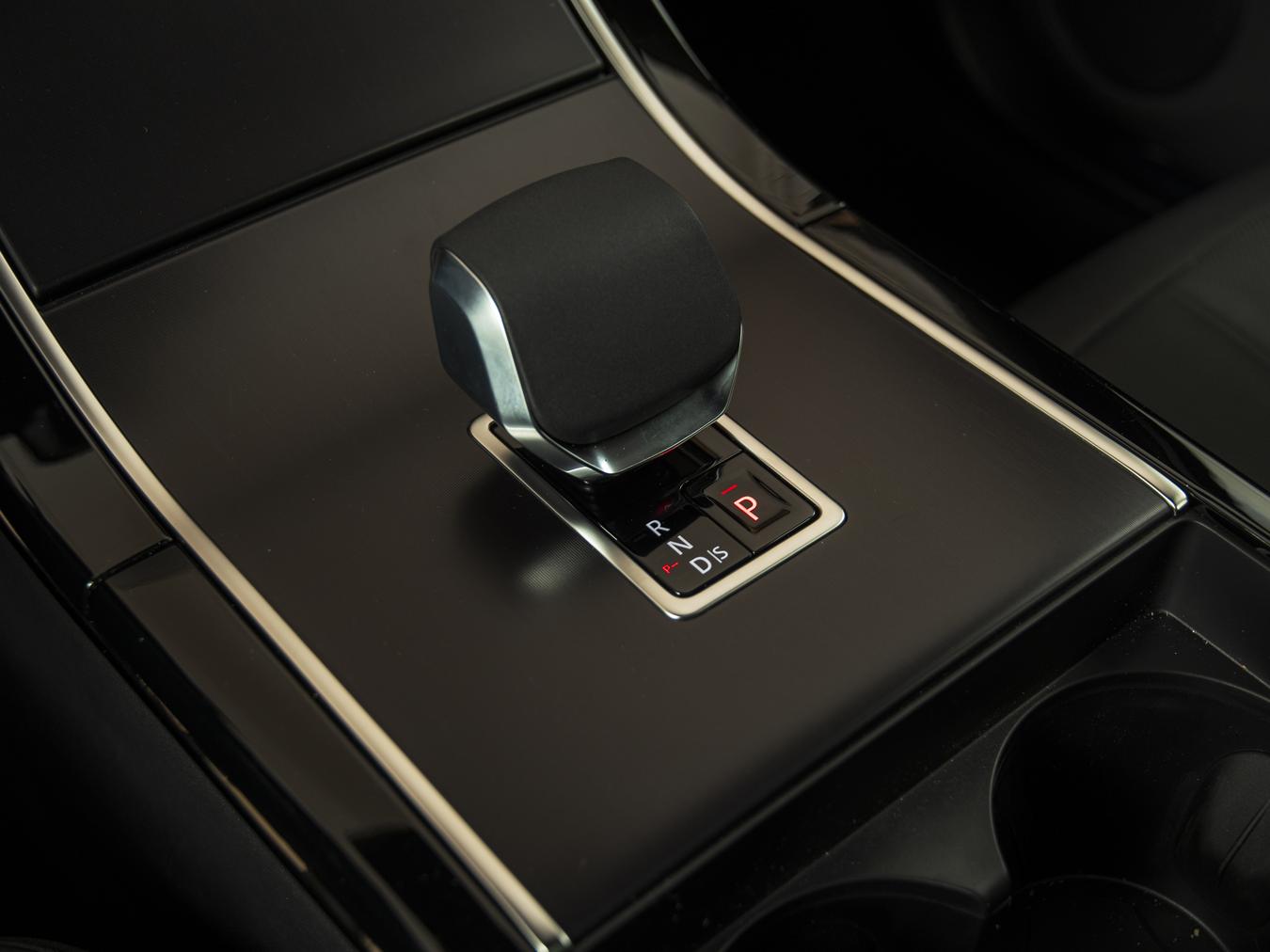 Land Rover Range Rover Evoque P270e Dynamic SE