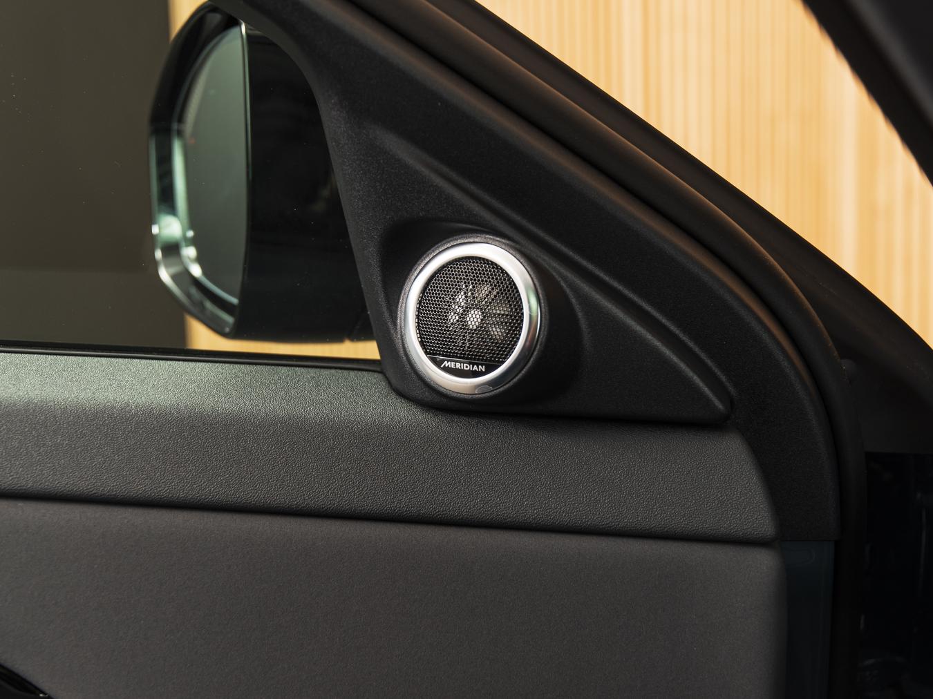 Land Rover Range Rover Evoque P270e Dynamic SE