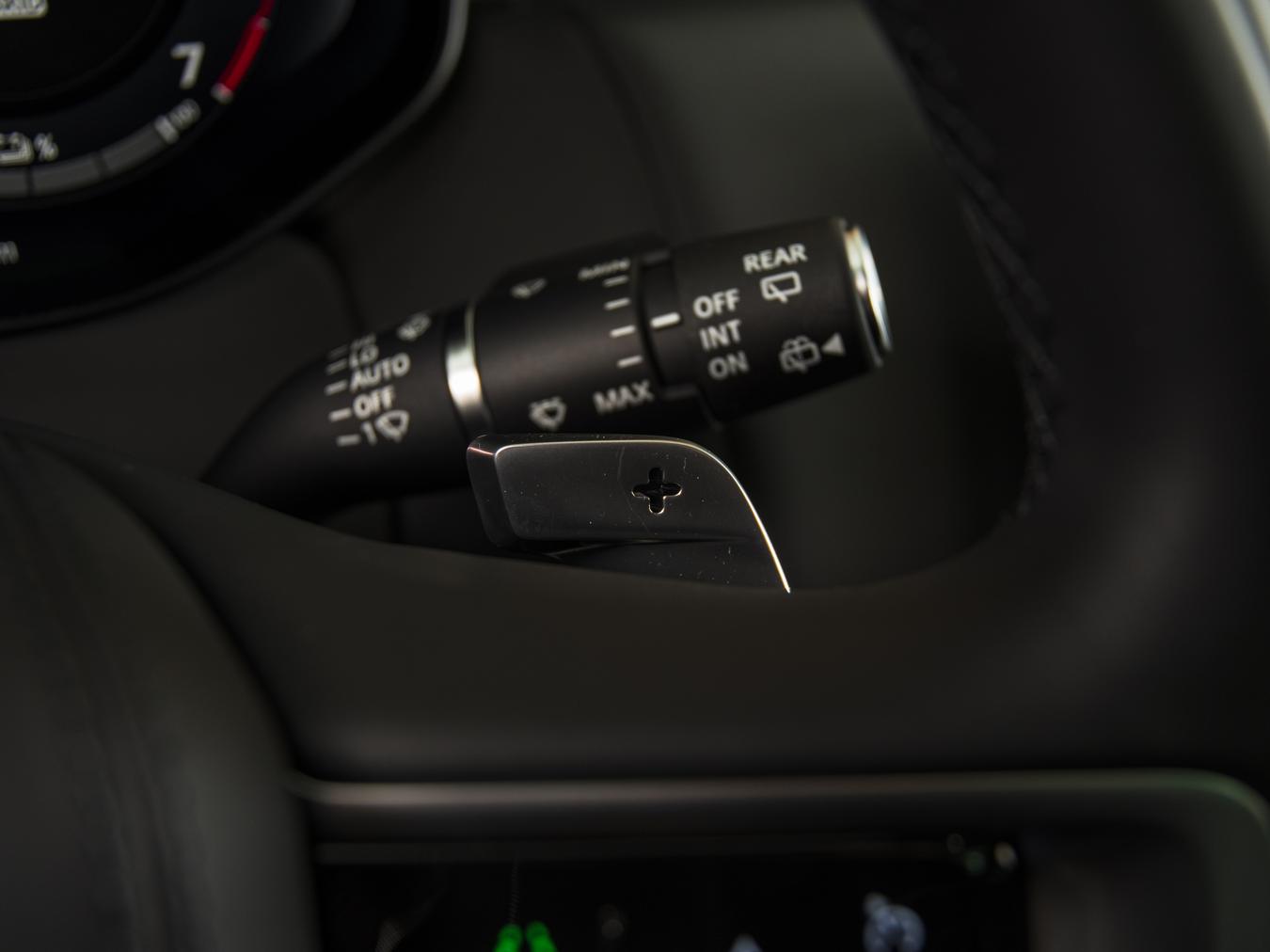 Land Rover Range Rover P550e Autobiography