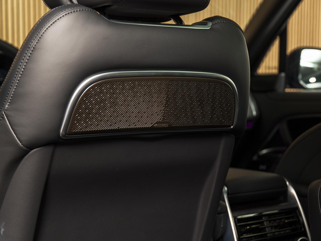 Land Rover Range Rover P550e Autobiography