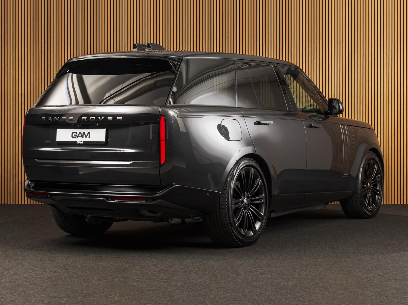 Land Rover Range Rover P550e Autobiography