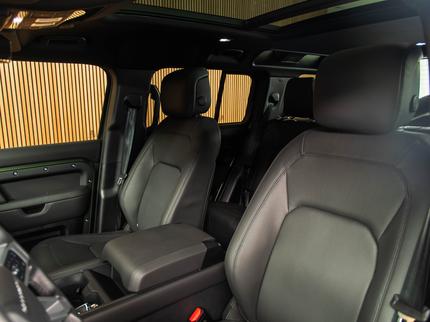 Land Rover Defender 110 D250 X-Dynamic HSE