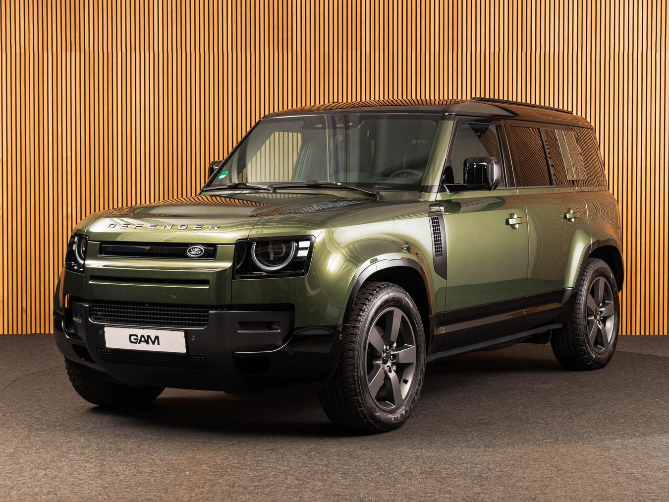 Land Rover Defender 110 D250 X-Dynamic HSE