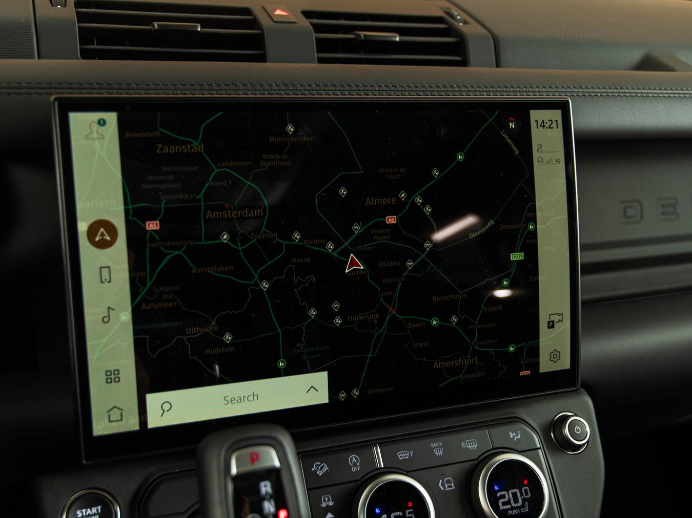 Land Rover Defender 110 D250 X-Dynamic HSE