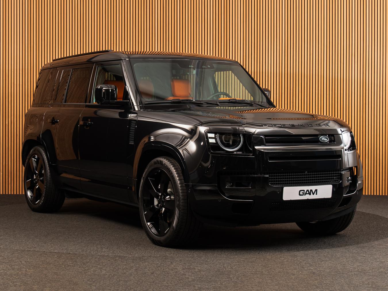 Land Rover Defender 110 X-Dynamic HSE P300e
