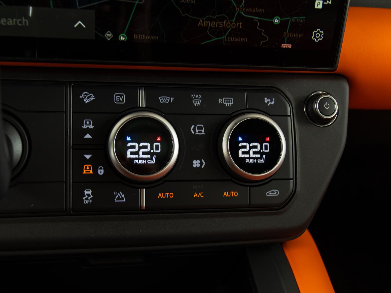 Land Rover Defender 110 X-Dynamic HSE P300e