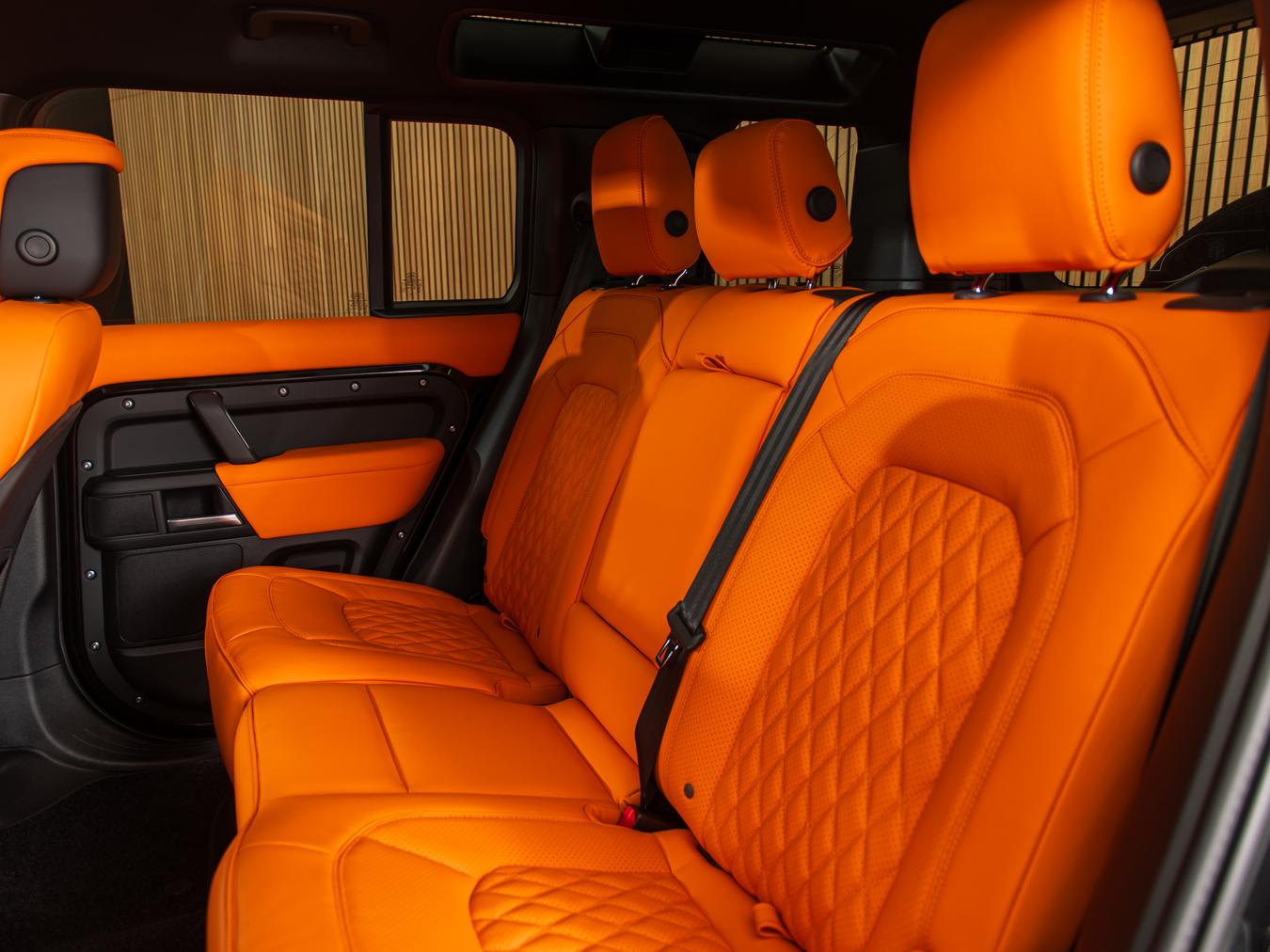 Land Rover Defender 110 X-Dynamic HSE P300e