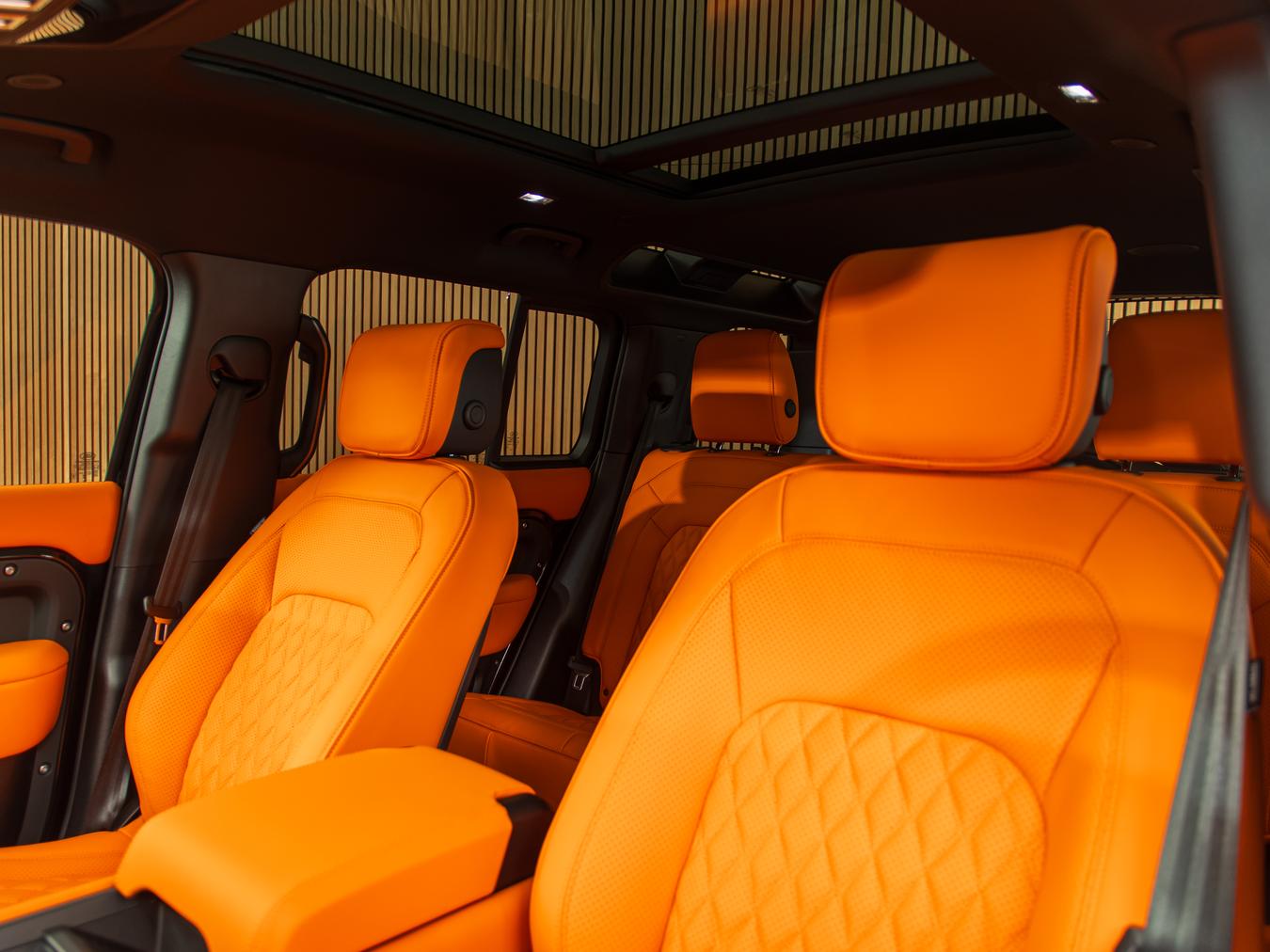 Land Rover Defender 110 X-Dynamic HSE P300e