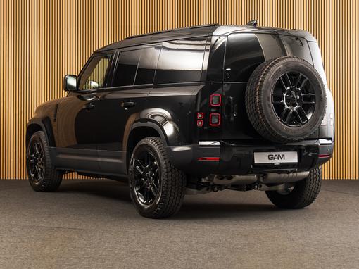 Land Rover Defender 110 Hard Top D250 S