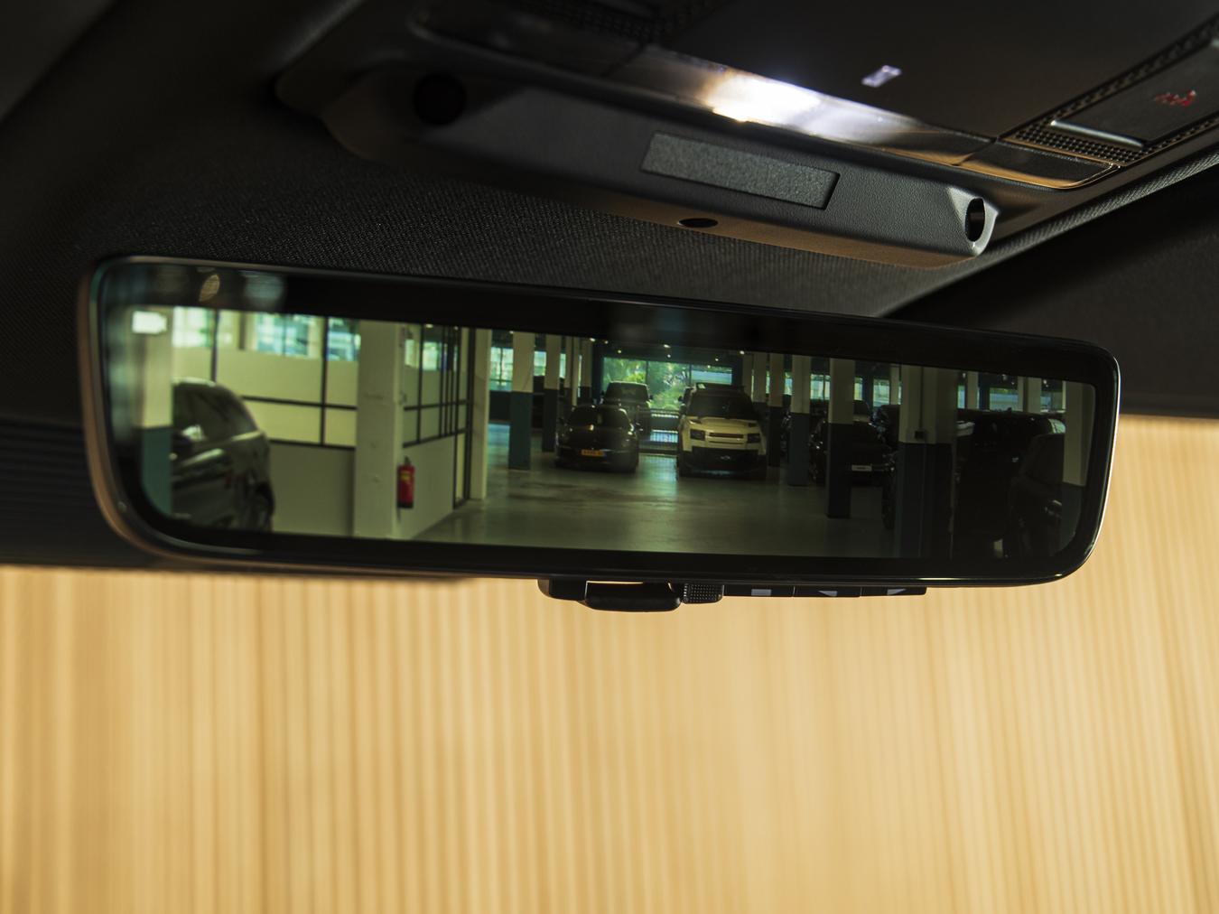 Land Rover Defender 110 Hard Top D250 S