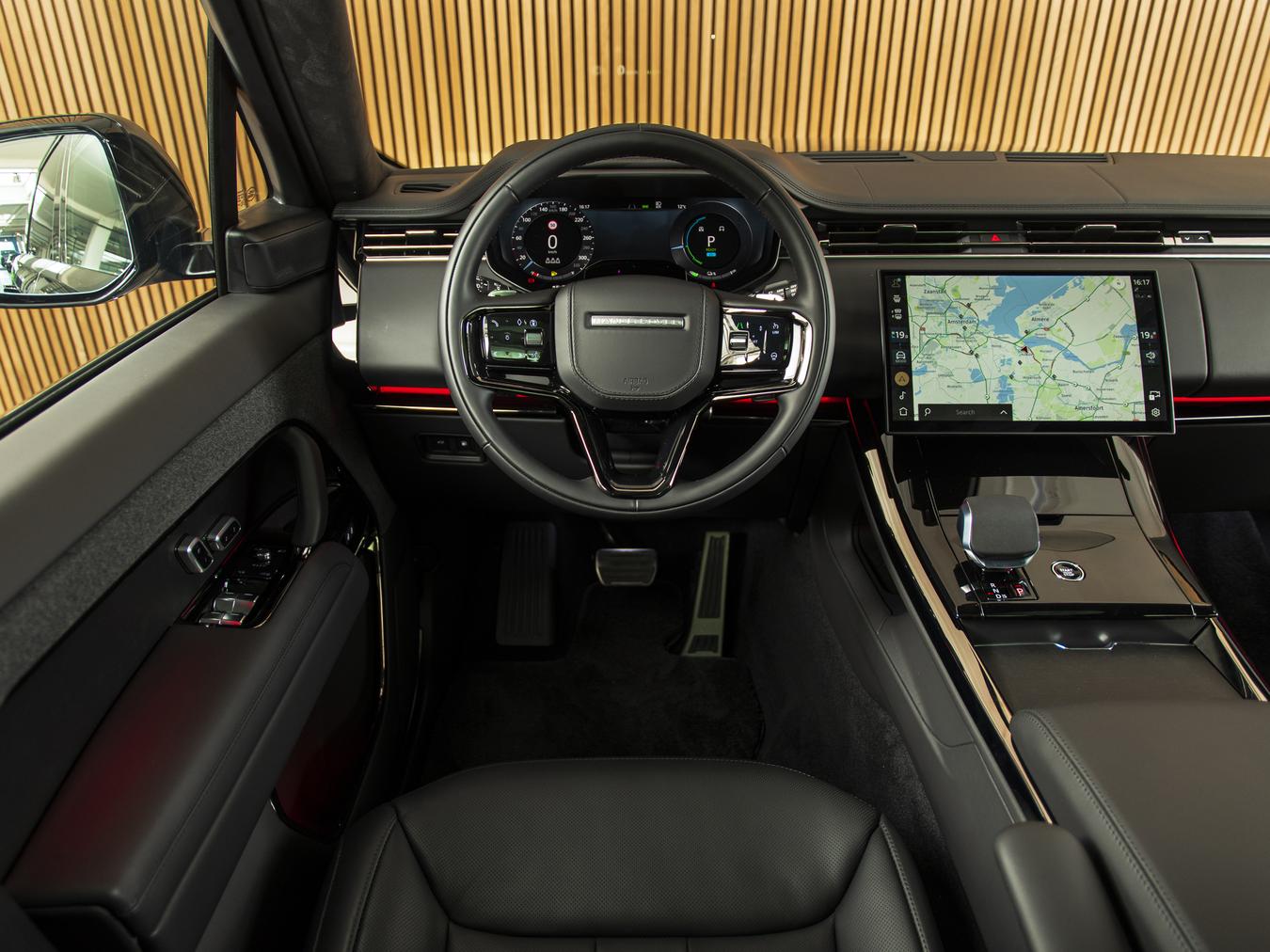Land Rover Range Rover Sport P550e Autobiography