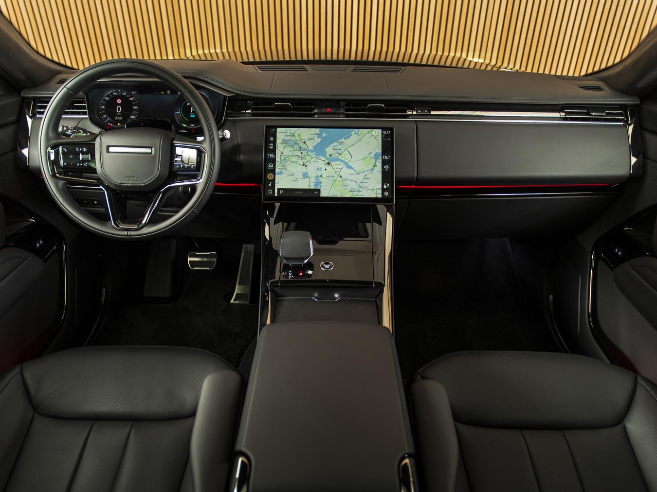Land Rover Range Rover Sport P550e Autobiography