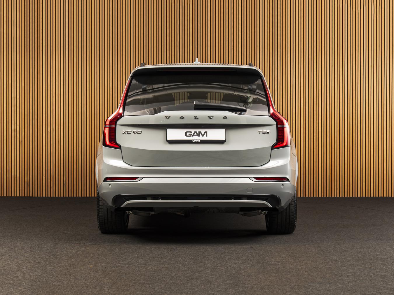 Volvo XC90 T8 Plus Dark