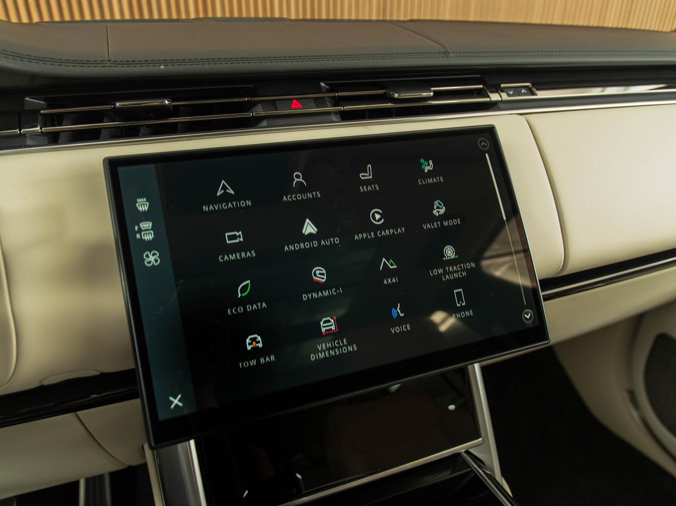 Land Rover Range Rover P550e Autobiography