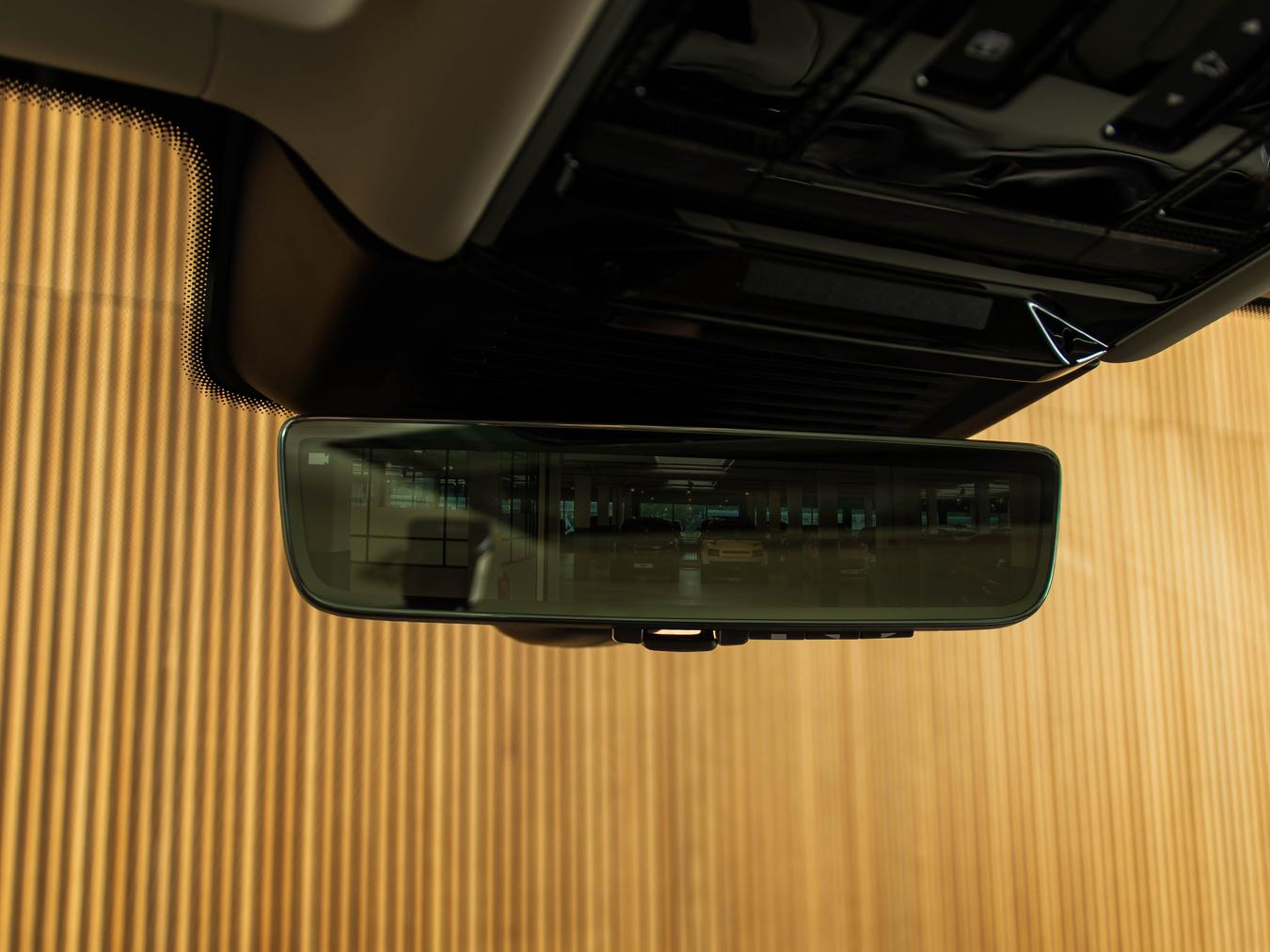 Land Rover Range Rover P550e Autobiography
