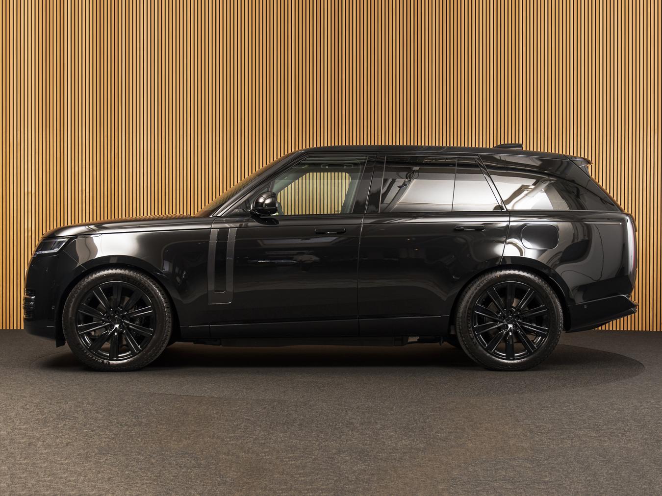 Land Rover Range Rover P460e HSE