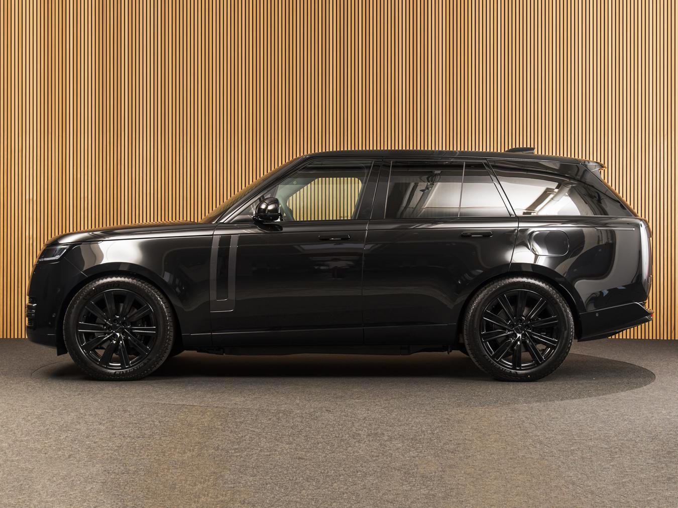 Land Rover Range Rover P460e HSE
