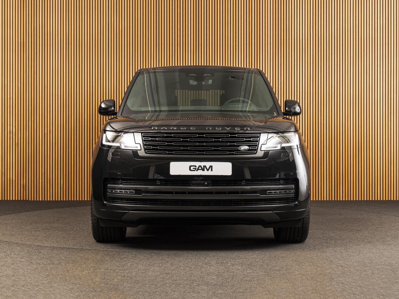 Land Rover Range Rover P460e HSE