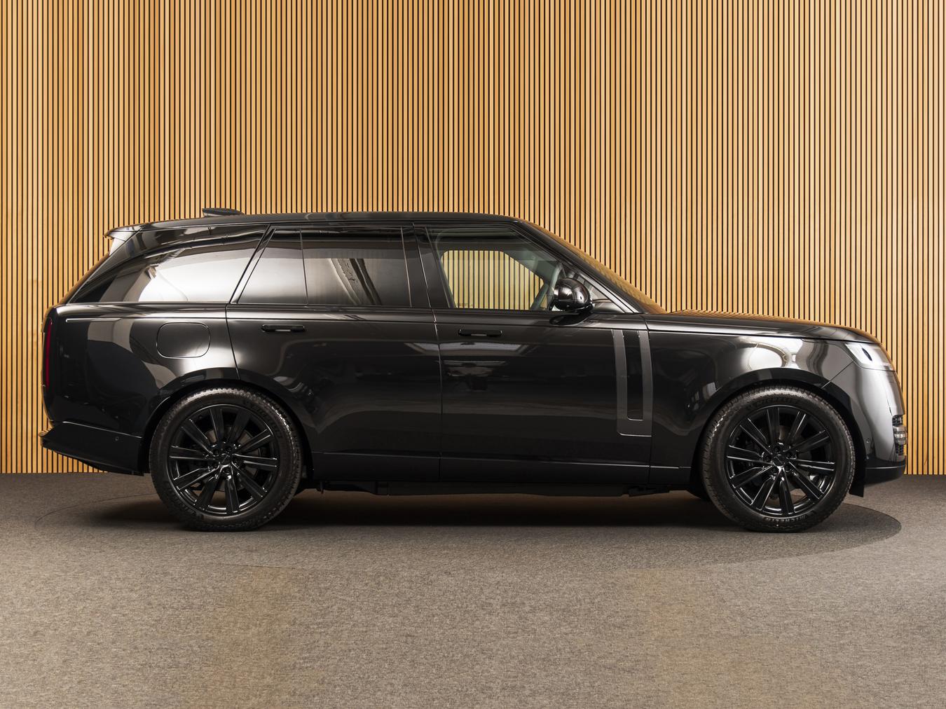 Land Rover Range Rover P460e HSE