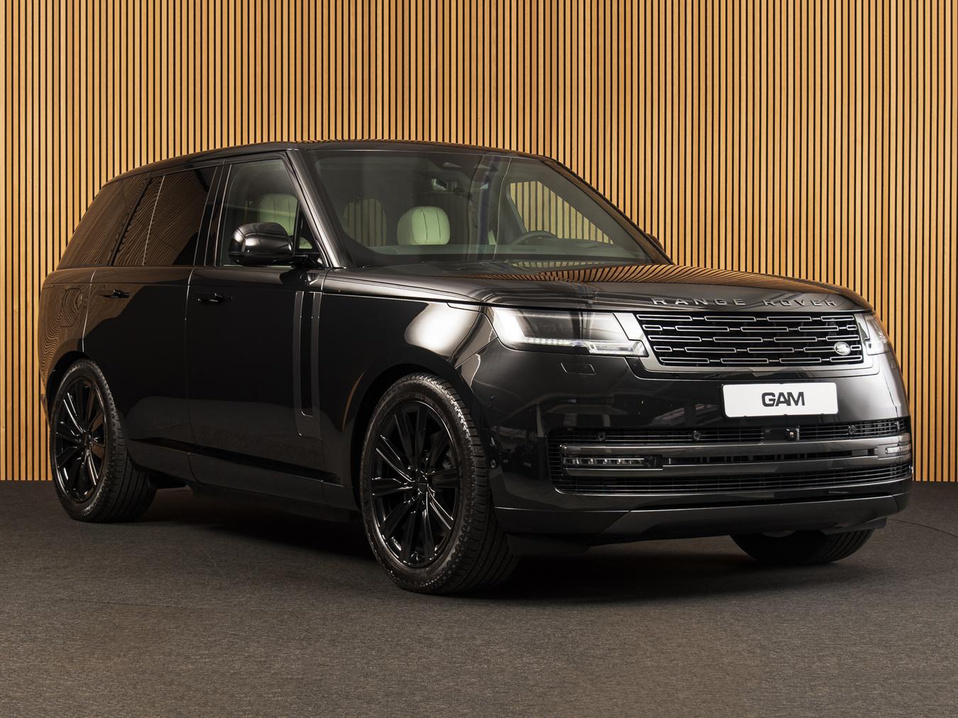 Land Rover Range Rover P460e HSE