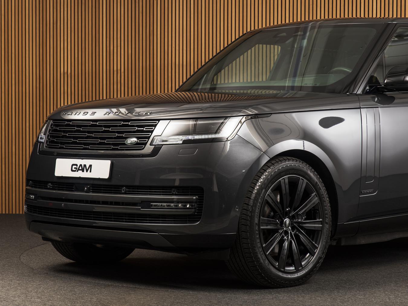 Land Rover Range Rover P550e Autobiography