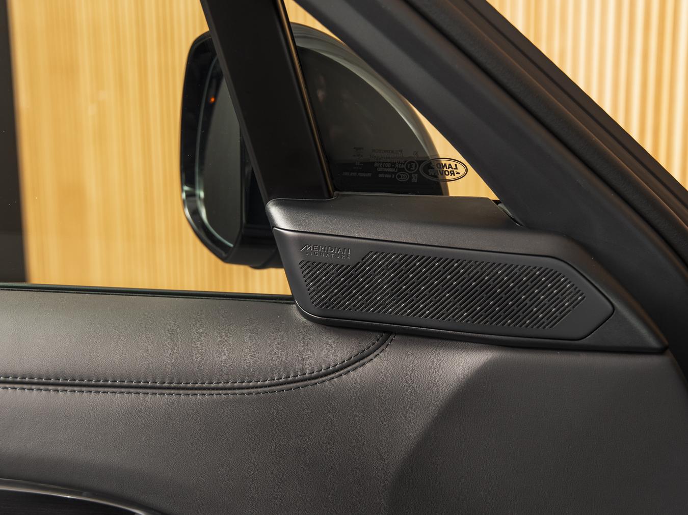 Land Rover Range Rover P550e Autobiography