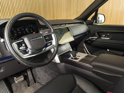 Land Rover Range Rover P550e Autobiography