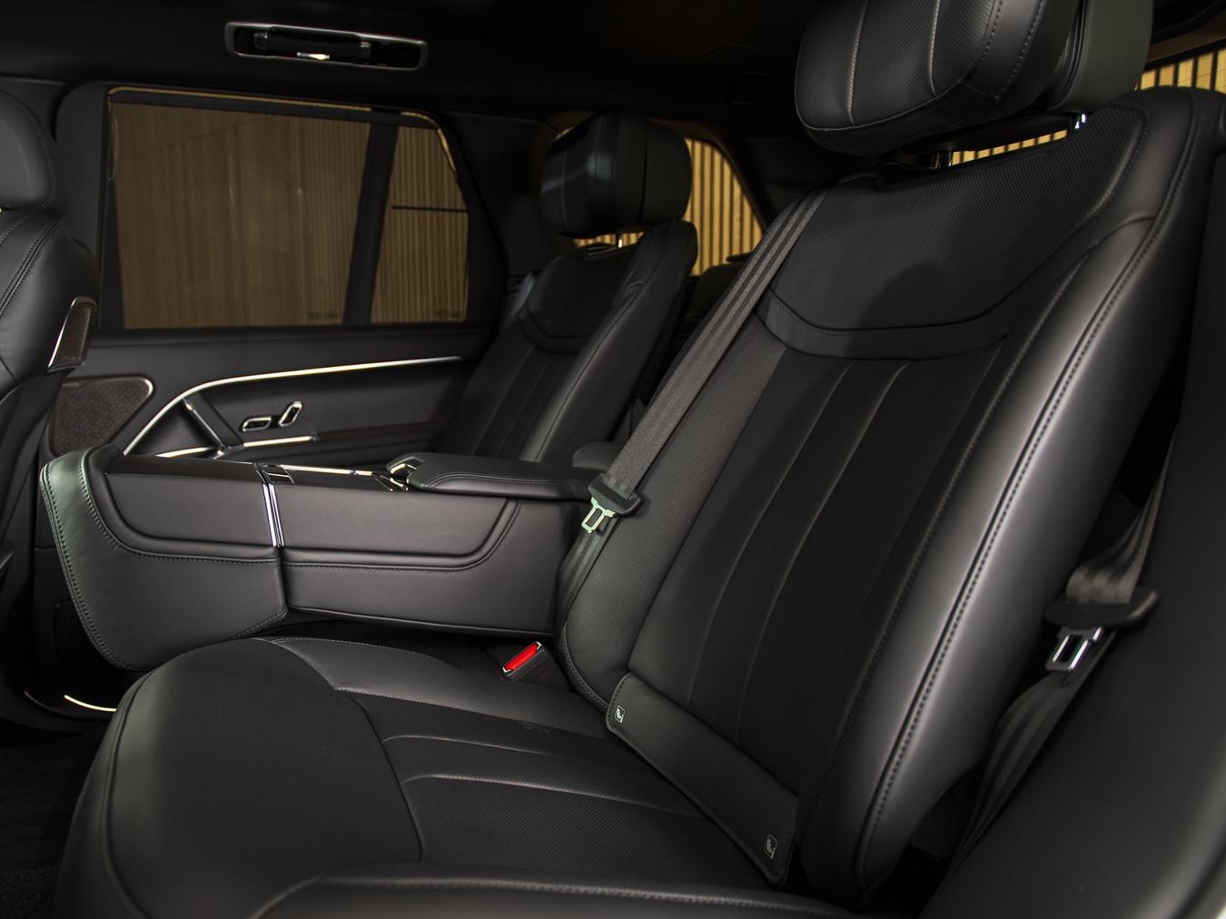 Land Rover Range Rover P550e Autobiography