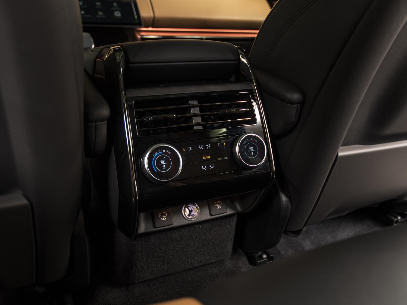 Land Rover Range Rover Sport P550e Autobiography