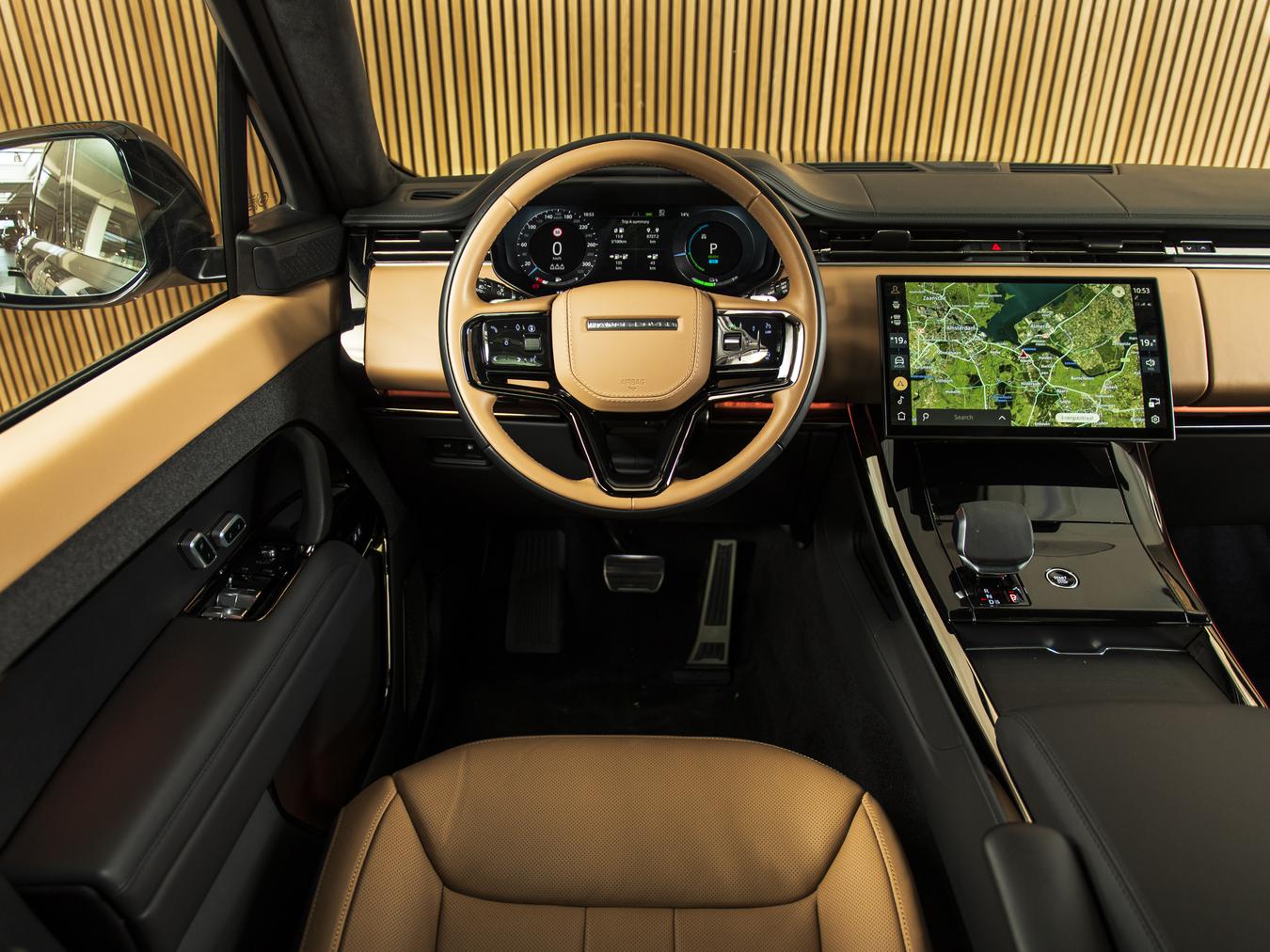 Land Rover Range Rover Sport P550e Autobiography