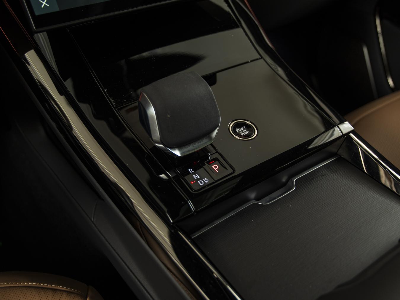 Land Rover Range Rover Sport P550e Autobiography